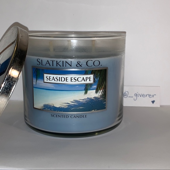 Rare Seaside Escape 3 Wick Bath & Body Works Candle (40-65 HOURS) - Picture 2 of 11